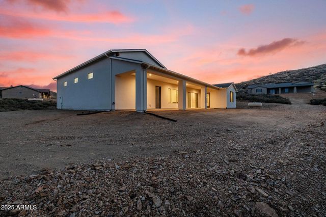 15900 E LONE FOX Trail, Dewey, AZ 86327