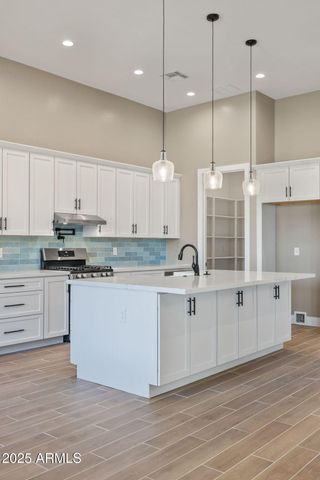 15900 E LONE FOX Trail, Dewey, AZ 86327