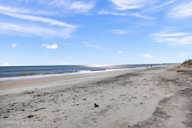 1436 New River Inlet Road, Sneads Ferry, NC 28460