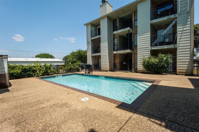 7621 McCallum Boulevard 110, Dallas, TX 75252