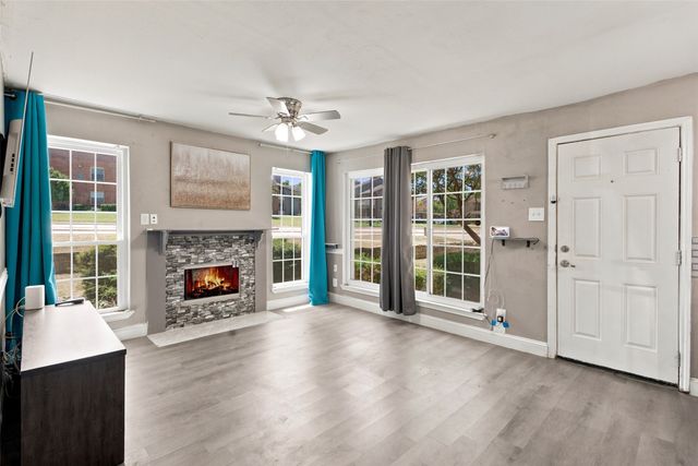 7621 McCallum Boulevard 110, Dallas, TX 75252
