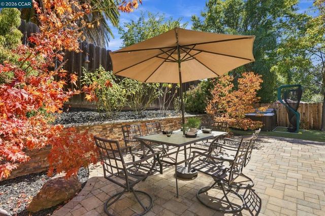 310 W El Pintado, Danville, CA 94526