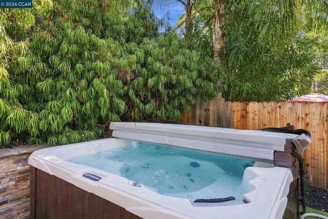 310 W El Pintado, Danville, CA 94526