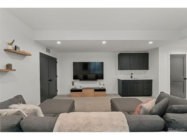 1231 Garfield St, Denver, CO 80206