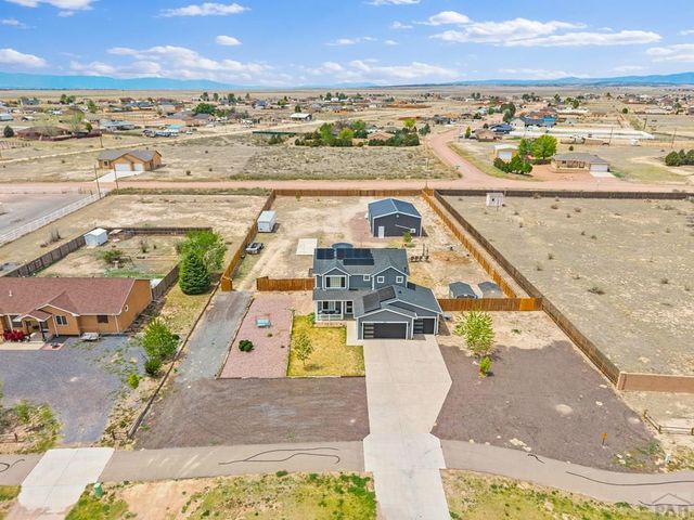 689 N McCulloch Blvd, Pueblo West, CO 81007