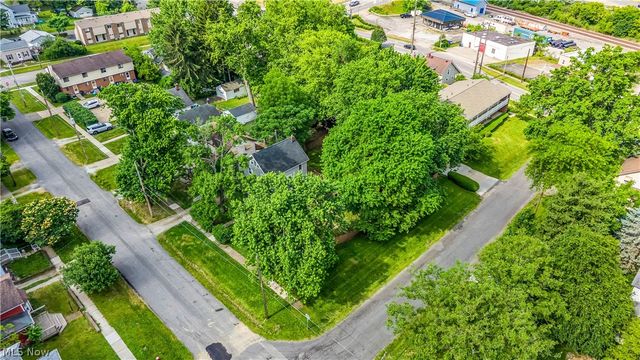 2188 Stone Street, Cuyahoga Falls, OH 44221