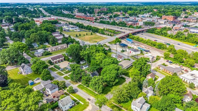2188 Stone Street, Cuyahoga Falls, OH 44221