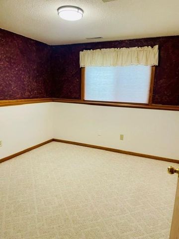 4433 57th Street NW, Rochester, MN 55901