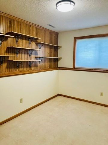 4433 57th Street NW, Rochester, MN 55901