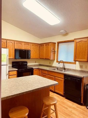 4433 57th Street NW, Rochester, MN 55901