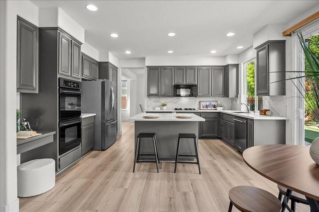 402 Payton Ct, Tracy, CA 95377