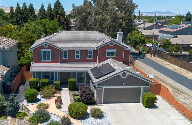 402 Payton Ct, Tracy, CA 95377