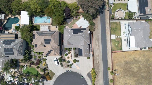 402 Payton Ct, Tracy, CA 95377