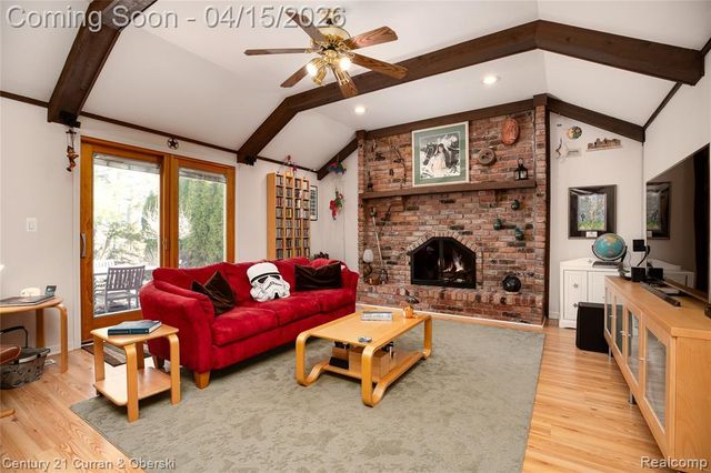 2695 Ronald Drive, Troy, MI 48085