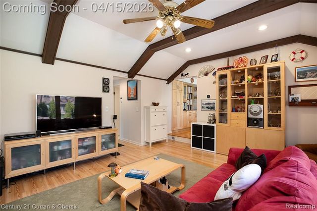 2695 Ronald Drive, Troy, MI 48085