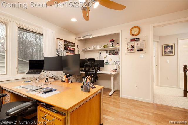 2695 Ronald Drive, Troy, MI 48085