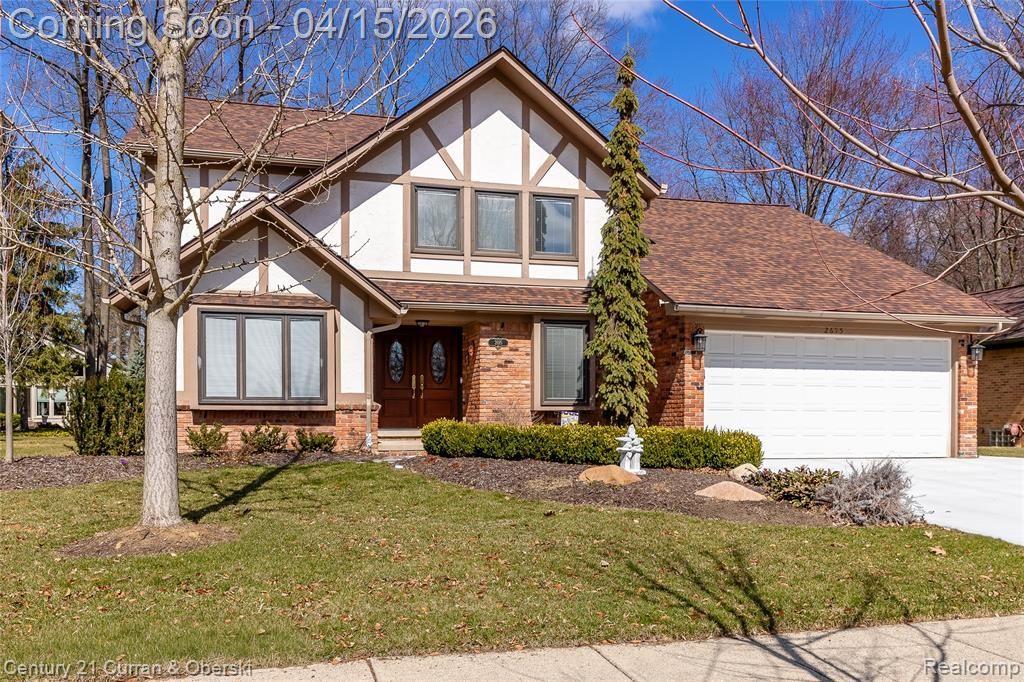 2695 Ronald Drive, Troy, MI 48085