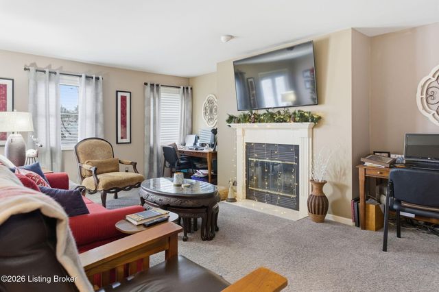 8002 Harrods Landing Dr 8002, Prospect, KY 40059