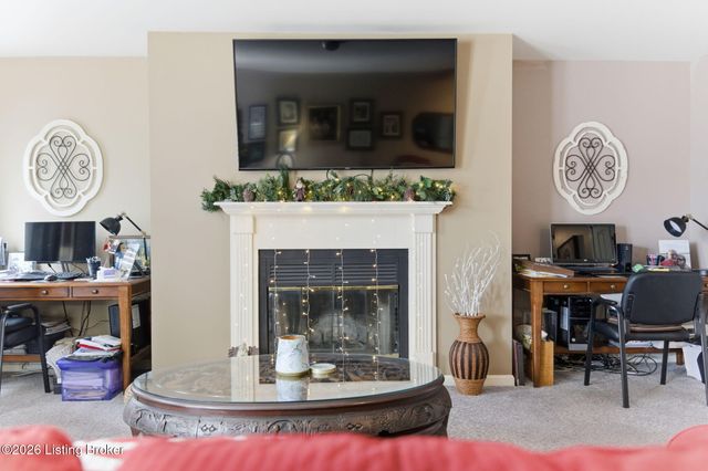 8002 Harrods Landing Dr 8002, Prospect, KY 40059