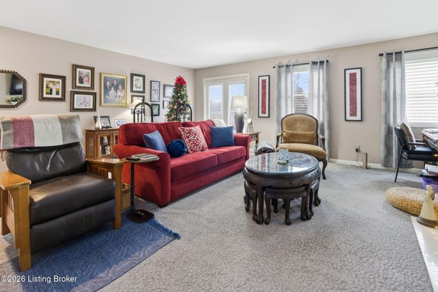 8002 Harrods Landing Dr 8002, Prospect, KY 40059