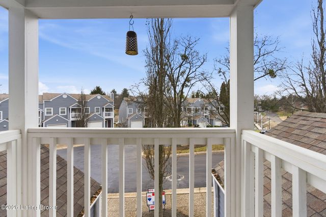 8002 Harrods Landing Dr 8002, Prospect, KY 40059