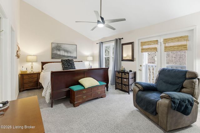 8002 Harrods Landing Dr 8002, Prospect, KY 40059