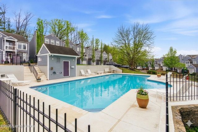 8002 Harrods Landing Dr 8002, Prospect, KY 40059