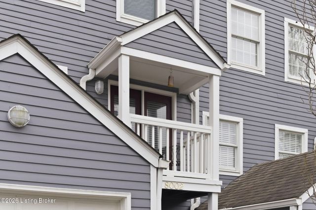8002 Harrods Landing Dr 8002, Prospect, KY 40059