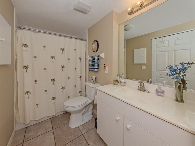 872 SARANAC LAKE DRIVE 106, Venice, FL 34292