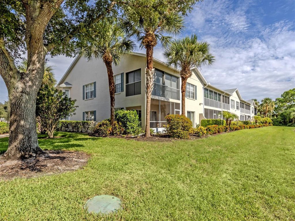 872 SARANAC LAKE DRIVE 106, Venice, FL 34292