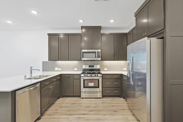 517 Parkside Drive, Argyle, TX 76226