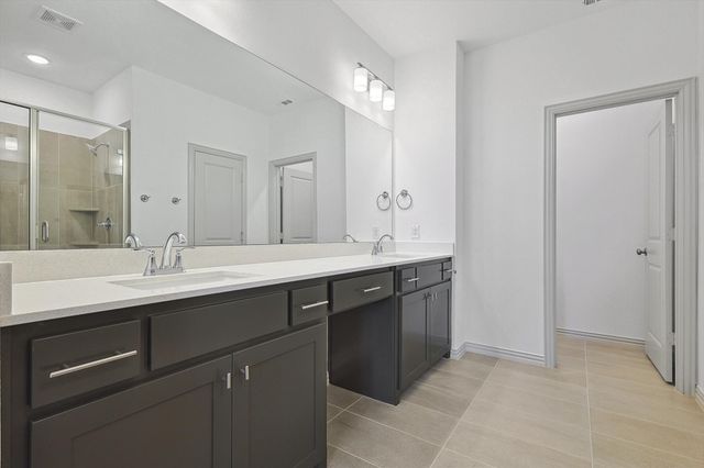 517 Parkside Drive, Argyle, TX 76226