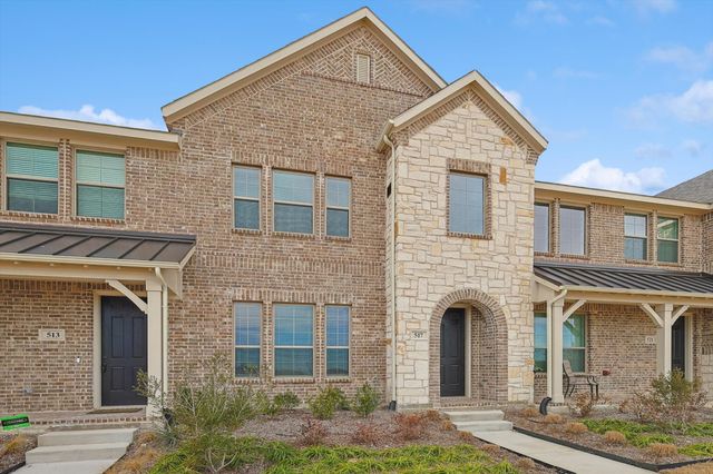 517 Parkside Drive, Argyle, TX 76226