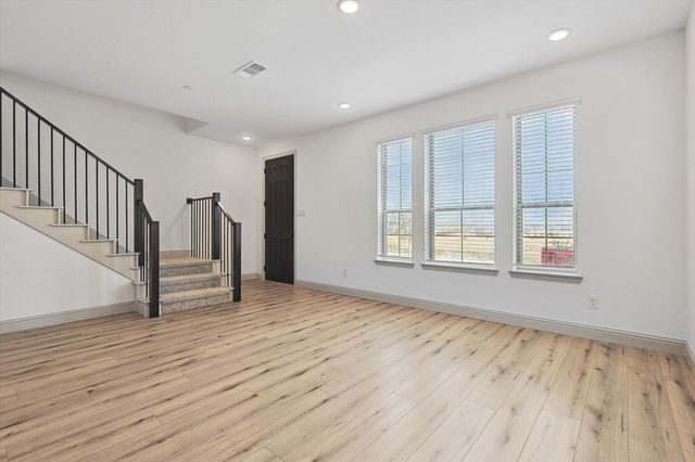 517 Parkside Drive, Argyle, TX 76226