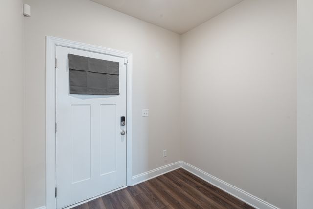 858 Longleaf Ln, Columbia, TN 38401