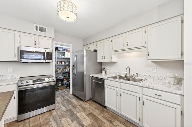 2412 TACK ROOM LANE 6, Orlando, FL 32812
