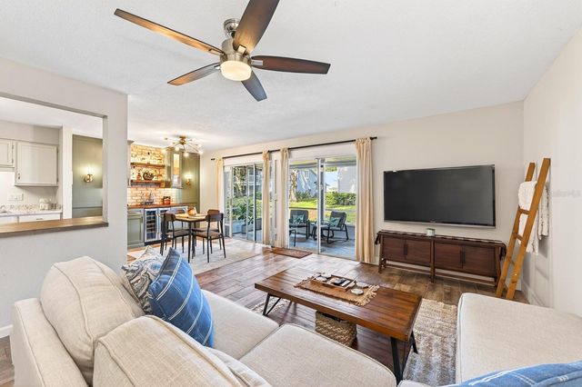2412 TACK ROOM LANE 6, Orlando, FL 32812