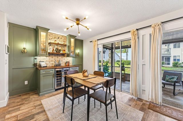 2412 TACK ROOM LANE 6, Orlando, FL 32812