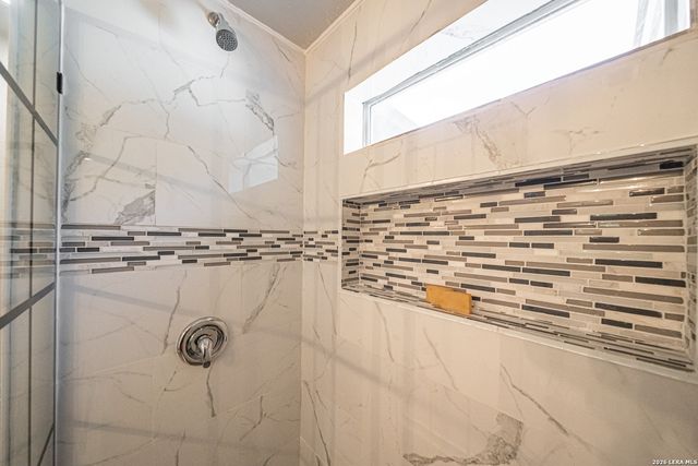 159 S Hackberry Avenue, New Braunfels, TX 78130