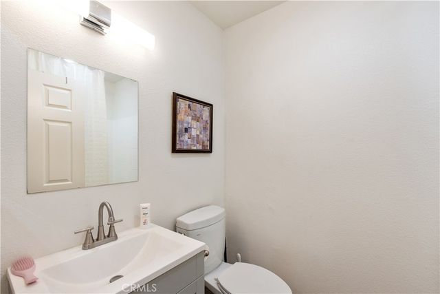 450 E 4th 416, Santa Ana, CA 92701