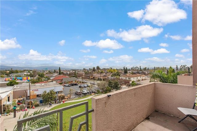 450 E 4th 416, Santa Ana, CA 92701