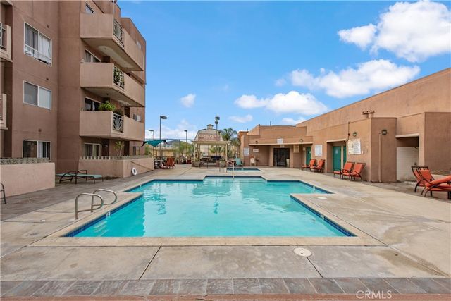 450 E 4th 416, Santa Ana, CA 92701