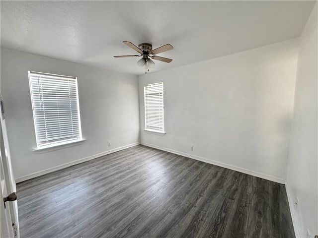 313 Saint Joseph St, Alice, TX 78332