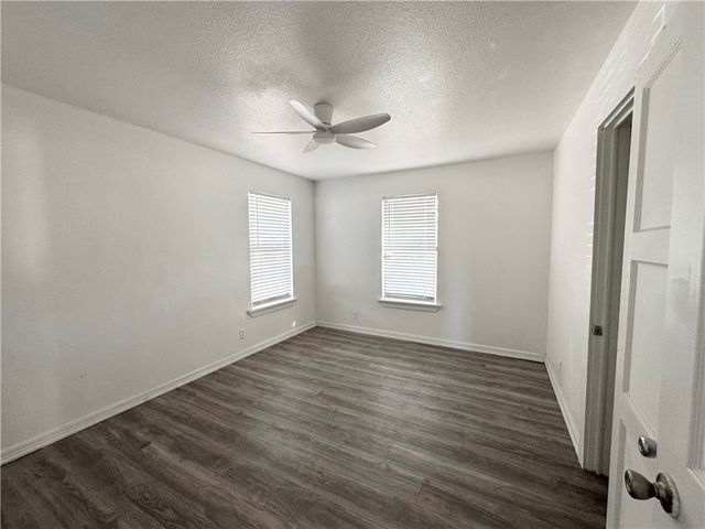 313 Saint Joseph St, Alice, TX 78332