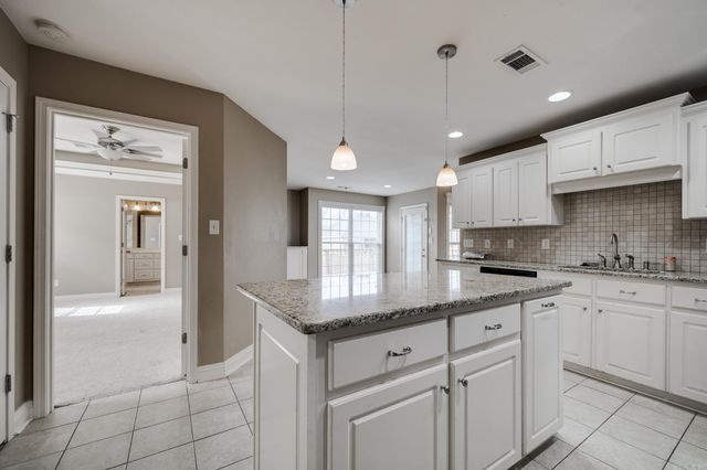 5609 Aviator Drive, Jacksonville, AR 72076