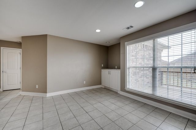 5609 Aviator Drive, Jacksonville, AR 72076