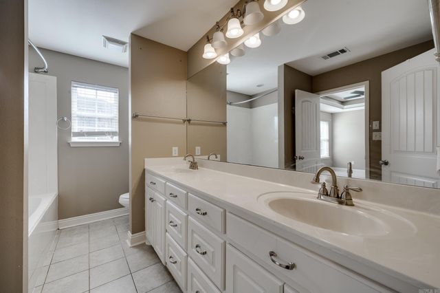 5609 Aviator Drive, Jacksonville, AR 72076