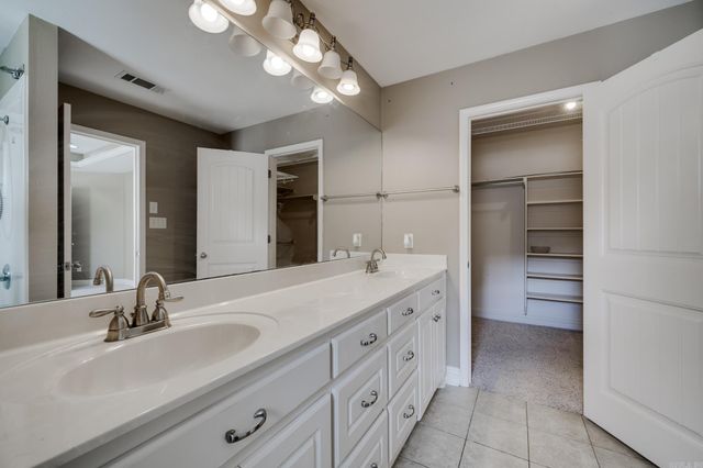 5609 Aviator Drive, Jacksonville, AR 72076