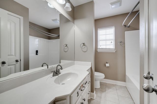 5609 Aviator Drive, Jacksonville, AR 72076