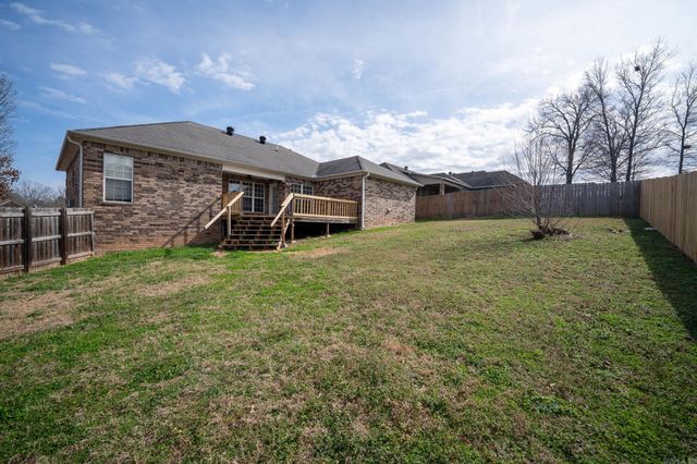 5609 Aviator Drive, Jacksonville, AR 72076